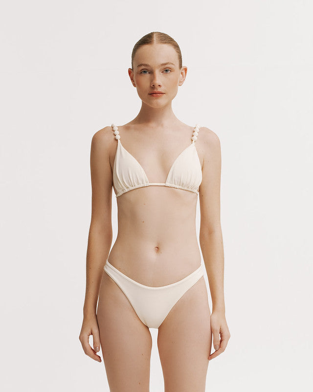 Scarlet-Victoria Cream