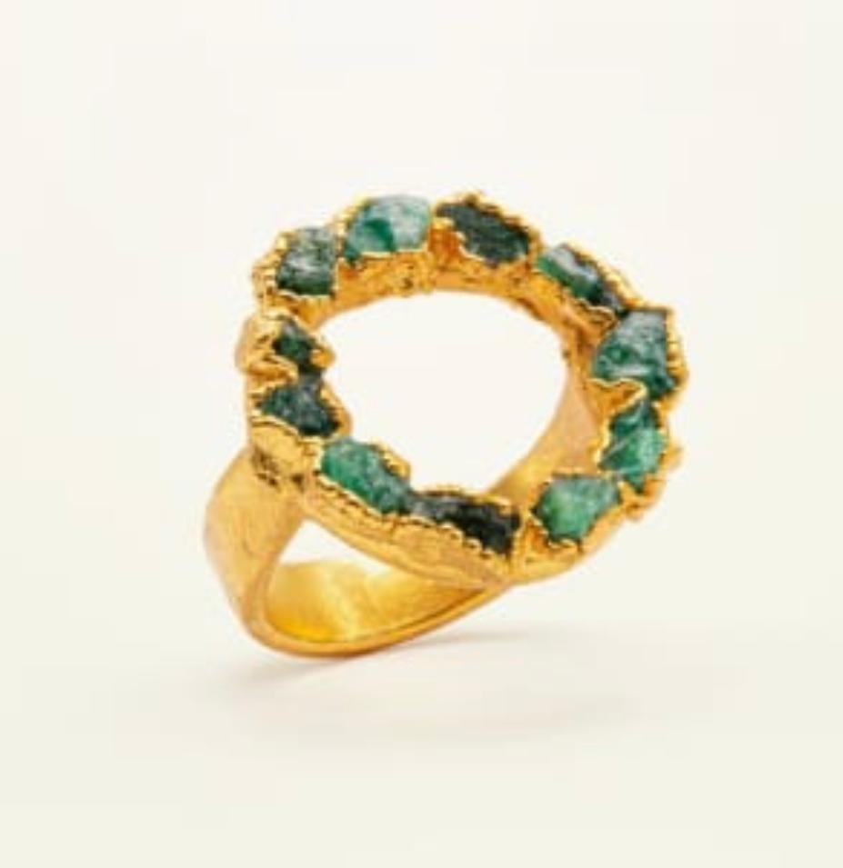 Esmerald Circle Ring