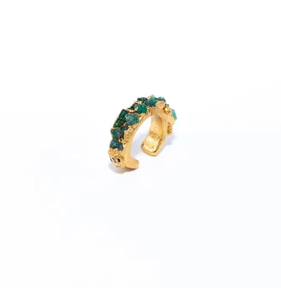 Esmerald Earcuff
