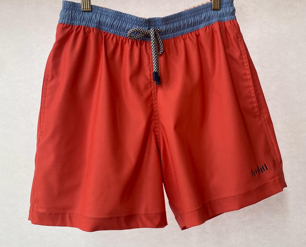 Red/Light Blue Trunk