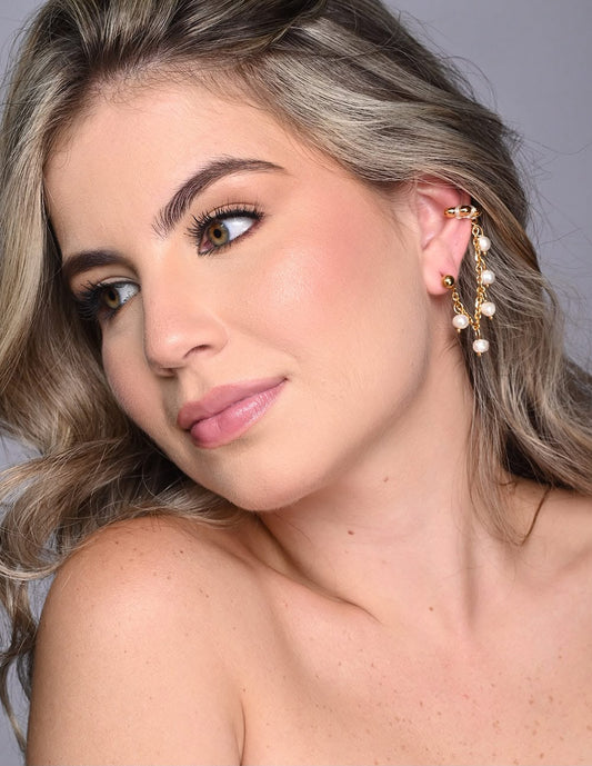 COIL PEARL EAR CUFF IVORY