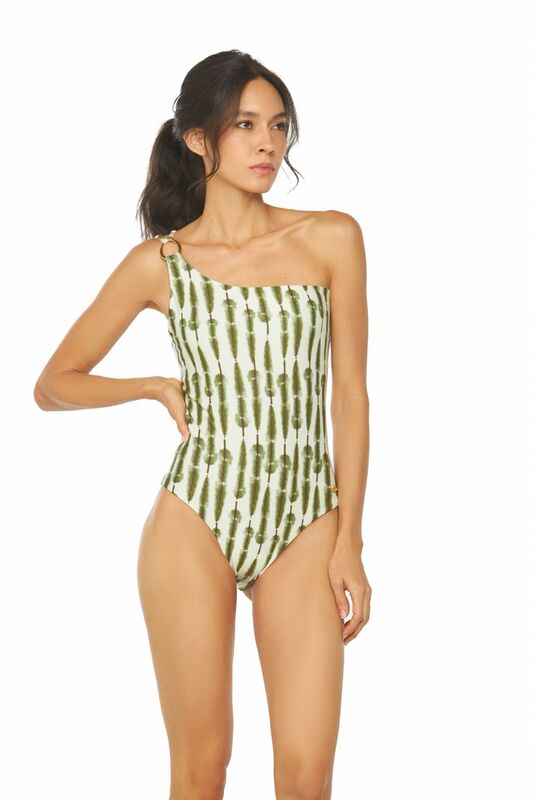 ARENAL ONE PIECE